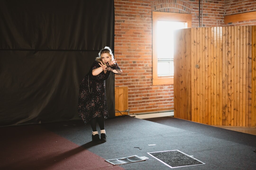 actress on stage performance